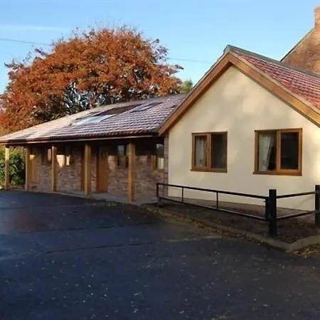 ホテル Old Oak Tree 3*