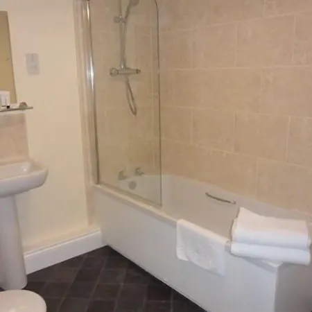 Old Oak Tree 3* South Kilvington